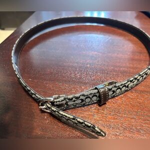 Vintage COACH Elegant Black and Gray Patterned Women's Belt
